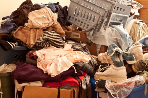 Clearance process with sorting and responsible disposal
